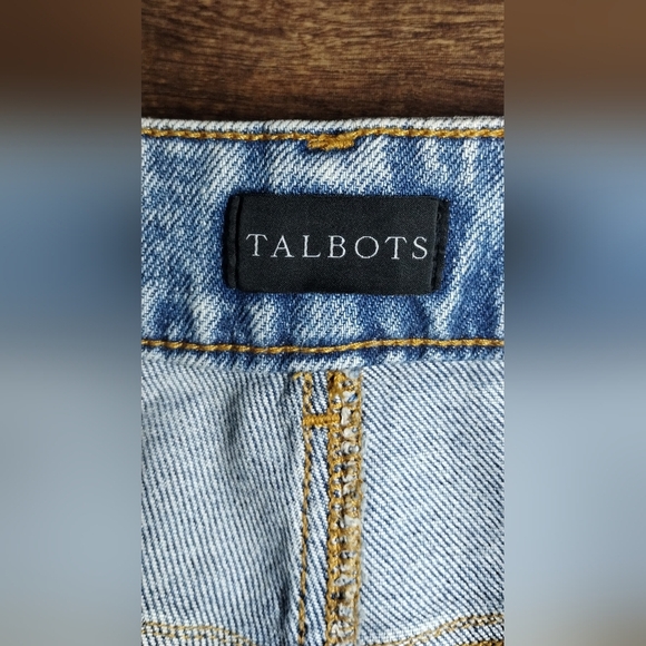 Talbots Light Blue Straight Leg Jeans Size (8P) - Picture 11 of 12